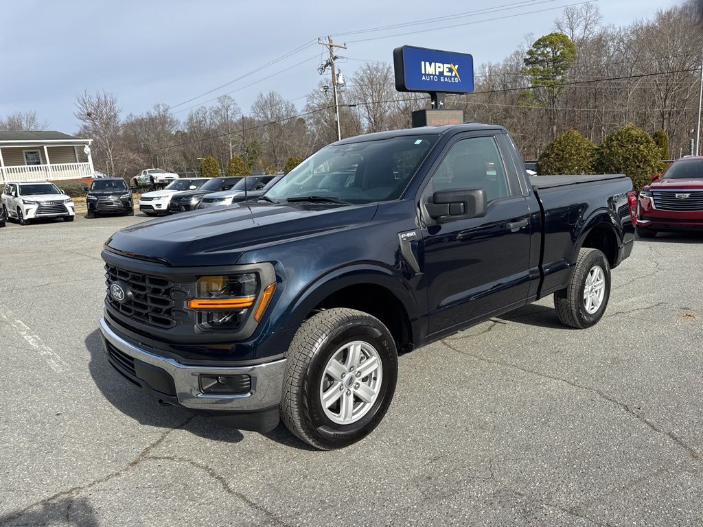 2025 Ford F-150 XL's photo