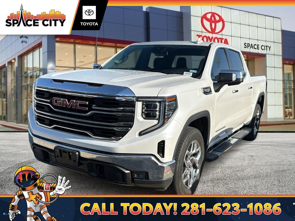 2025 GMC Sierra 1500 SLT Crew Cab RWD