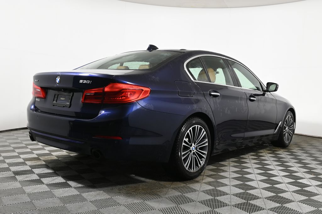 Thumbnail: 2017 BMW 5 Series - 6