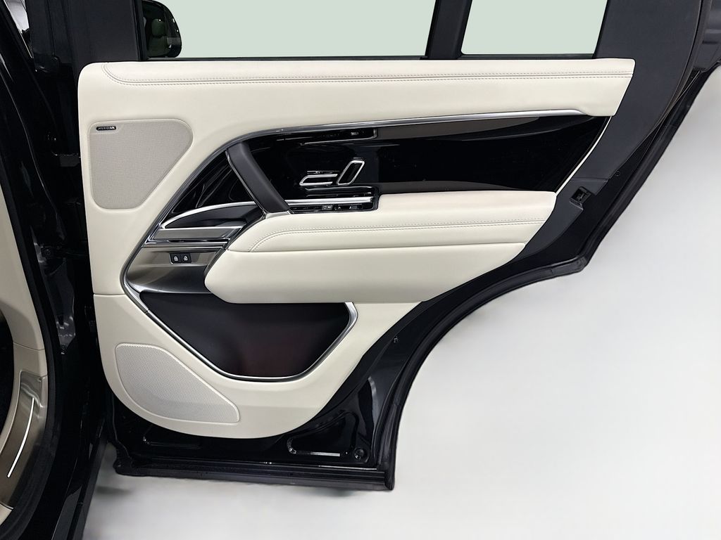 Thumbnail: 2026 Land Rover Range Rover - 26