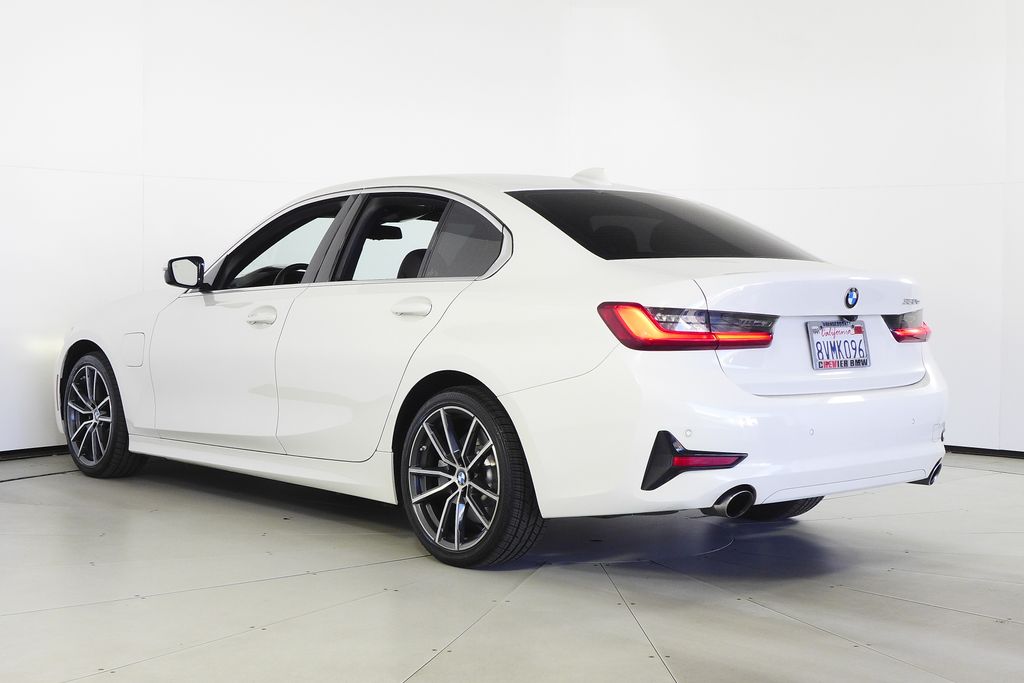 Thumbnail: 2021 BMW 3 Series - 9