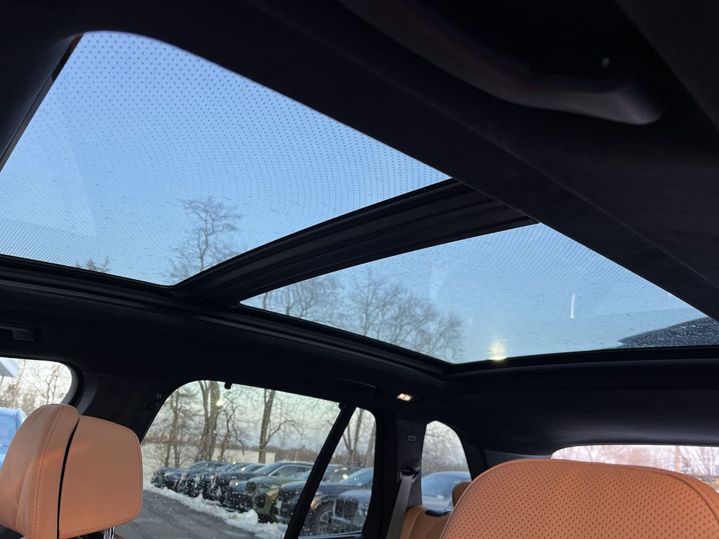 Thumbnail: 2026 BMW X5 - 22