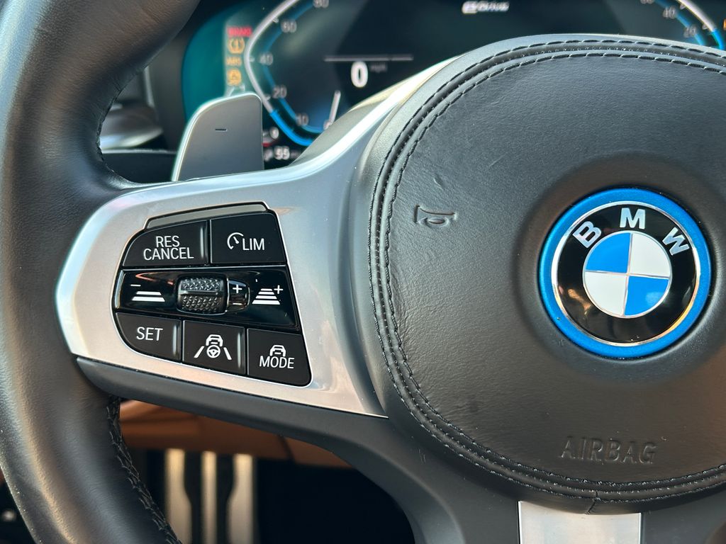 2022 BMW 5 Series 530e iPerformance 19