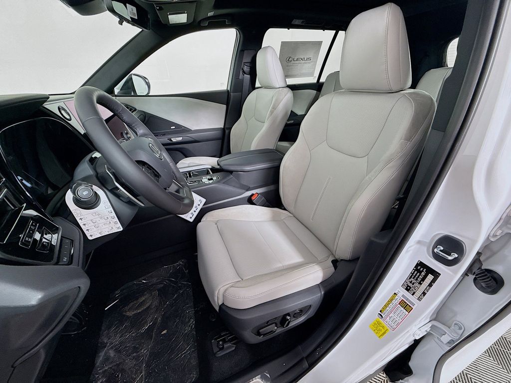 Thumbnail: 2026 Lexus TX - 16