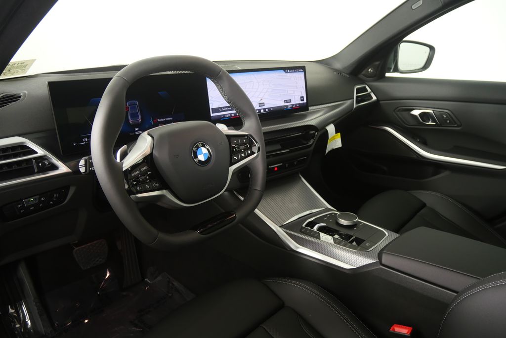 Thumbnail: 2026 BMW 3 Series - 12