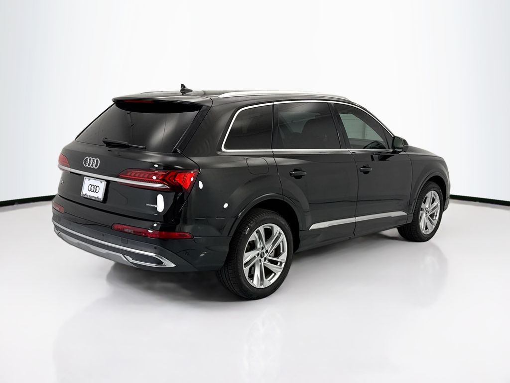 Thumbnail: 2023 Audi Q7 - 5