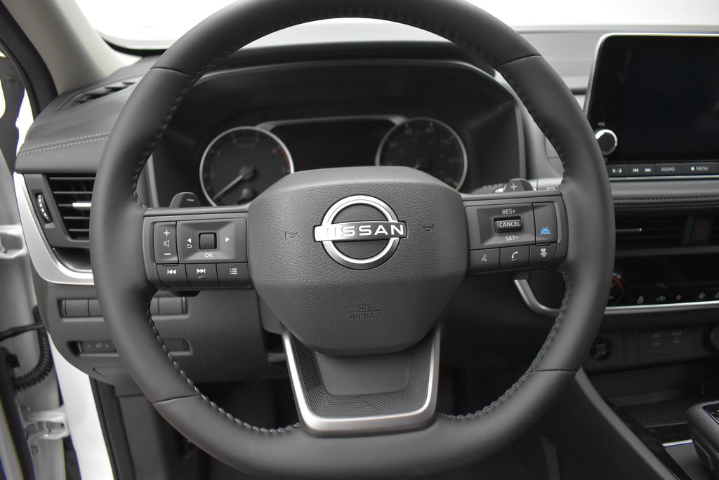 Thumbnail: 2026 Nissan Rogue - 15