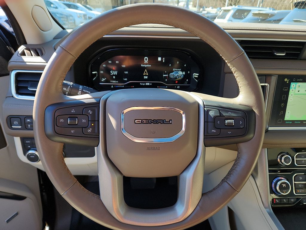 Thumbnail: 2022 GMC Yukon - 21