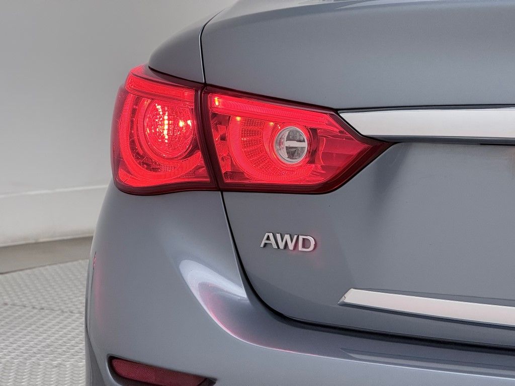 Thumbnail: 2016 INFINITI Q50 - 16