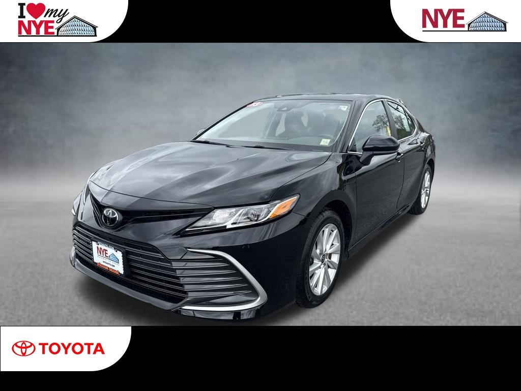2023 Toyota Camry LE FWD