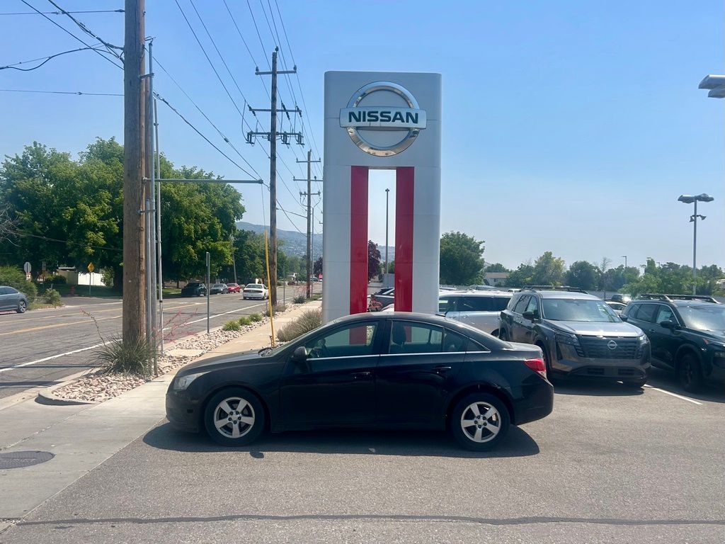 2014 Chevrolet Cruze 1LT Sedan FWD