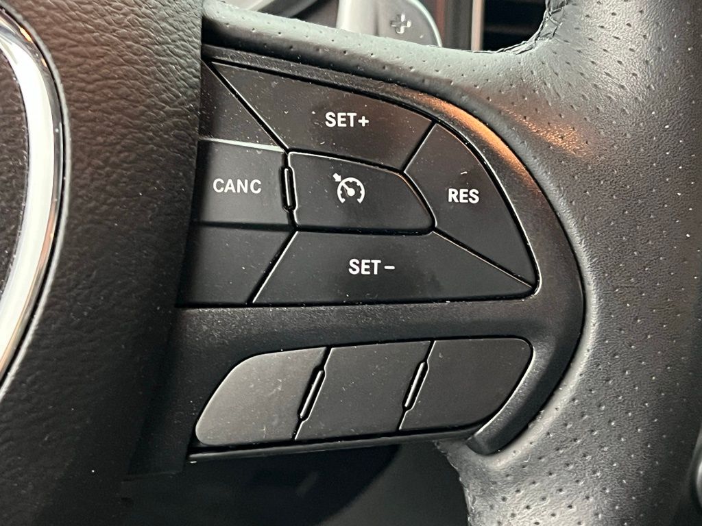 Thumbnail: 2019 Dodge Charger - 17