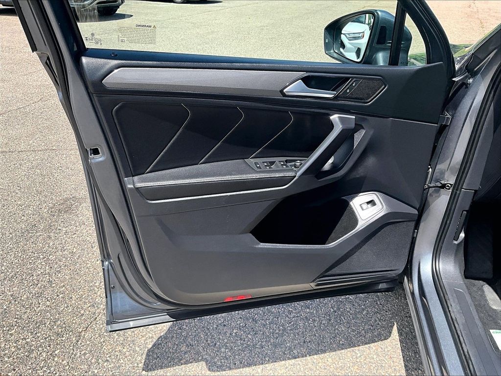 2024 Volkswagen Tiguan — photo 9