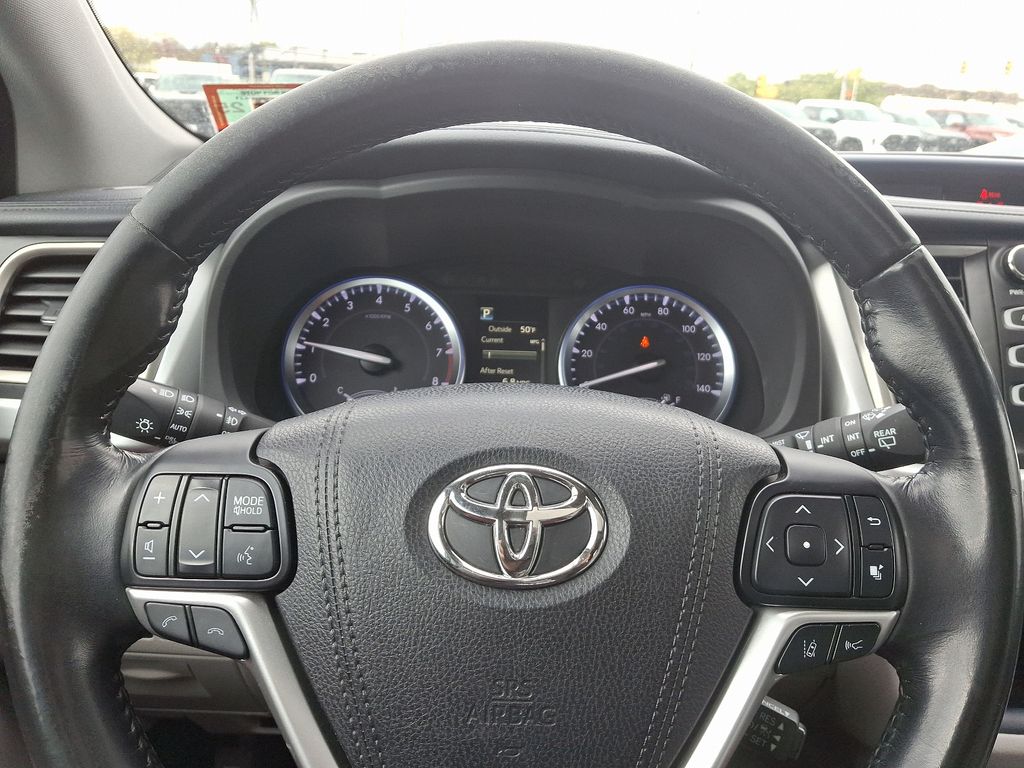 2017 Toyota Highlander XLE 20