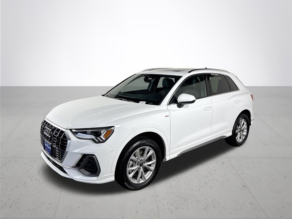 2024 Audi Q3 Premium