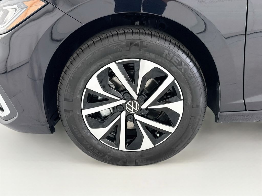 Thumbnail: 2027 Volkswagen Jetta - 28