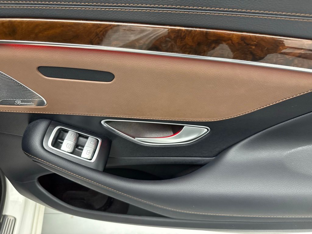 Thumbnail: 2016 Mercedes-Benz S-Class - 30