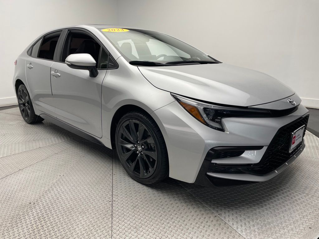 2023 Toyota Corolla XSE 3