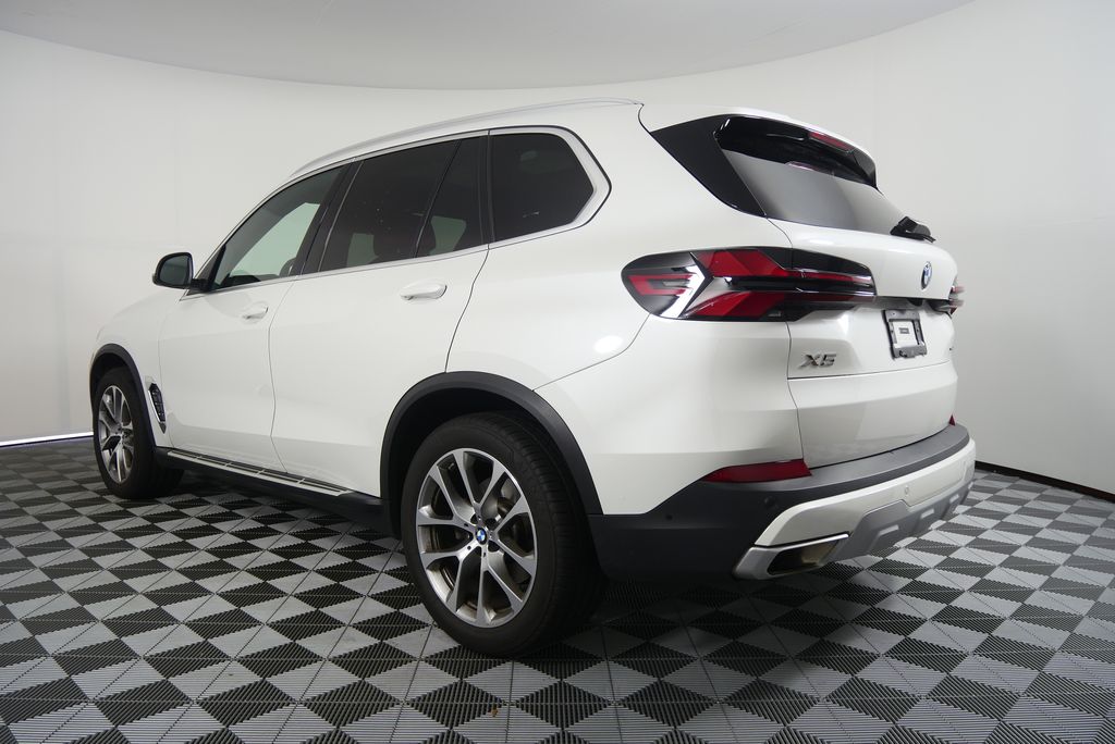 Thumbnail: 2025 BMW X5 - 5