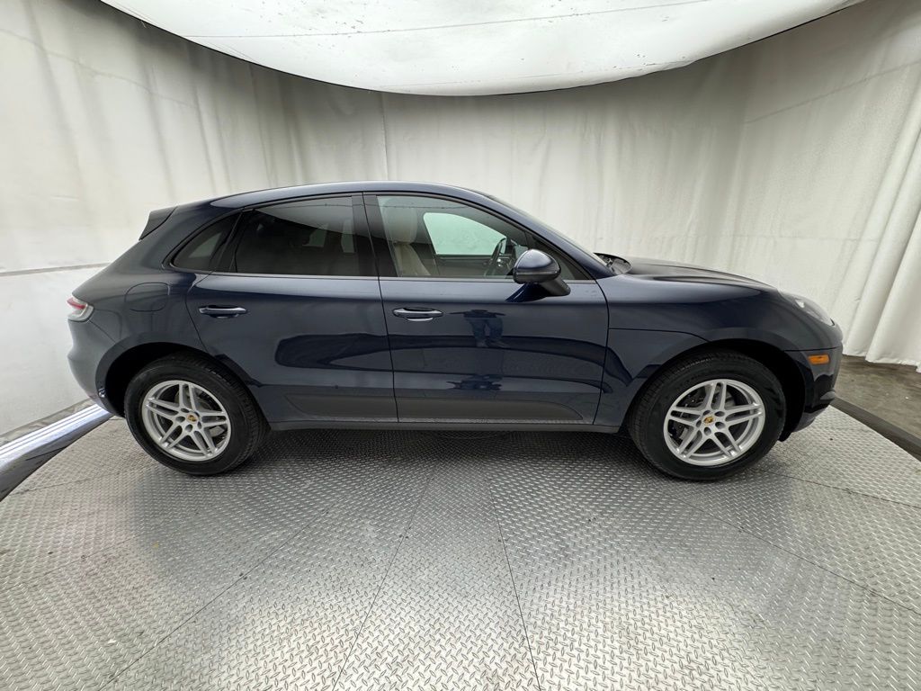 2021 Porsche Macan  11