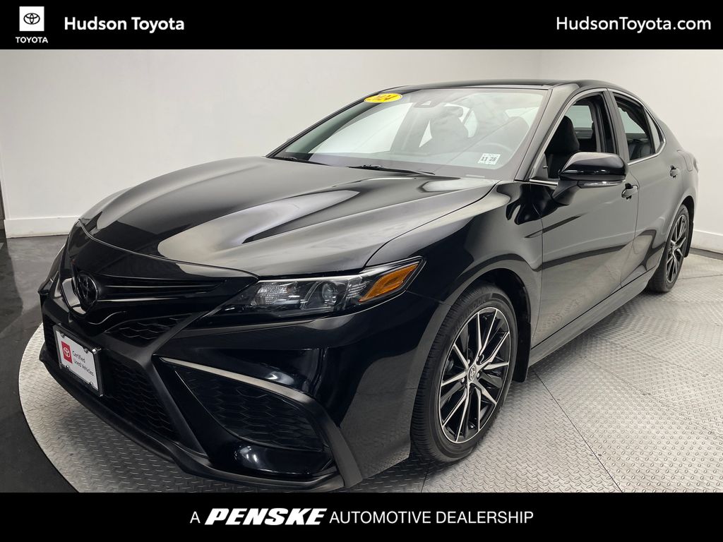 2024 Toyota Camry SE -
                Jersey City, NJ