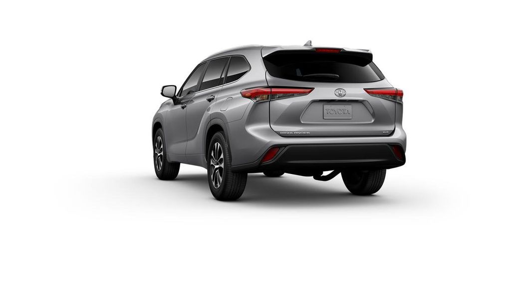 Thumbnail: 2025 Toyota Highlander - 7