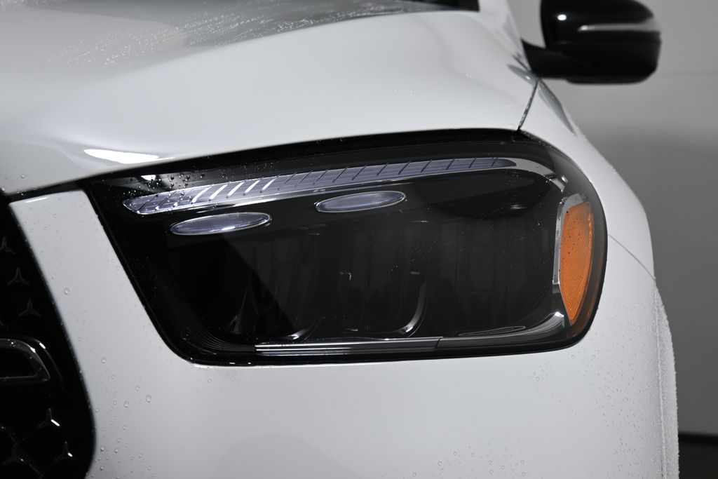 Thumbnail: 2026 Mercedes-Benz GLE - 10