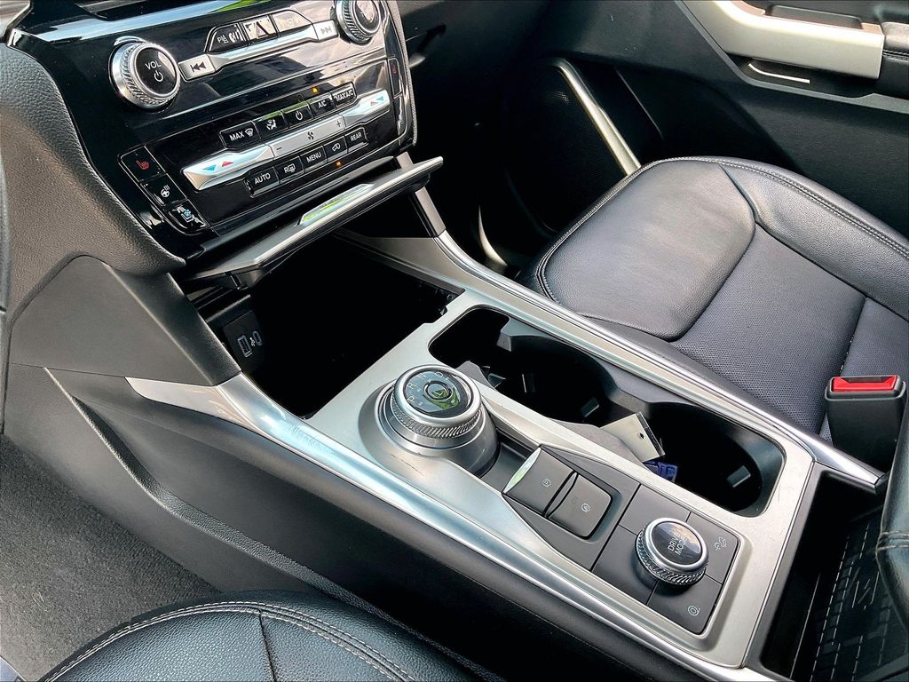 2023 Ford Explorer — photo 20
