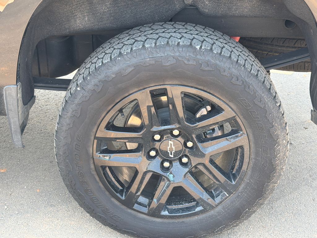 Used 2025 Black Chevrolet Custom Trail Boss image 39
