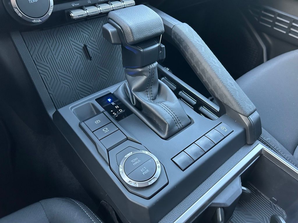 Thumbnail: 2024 Toyota Tacoma - 27