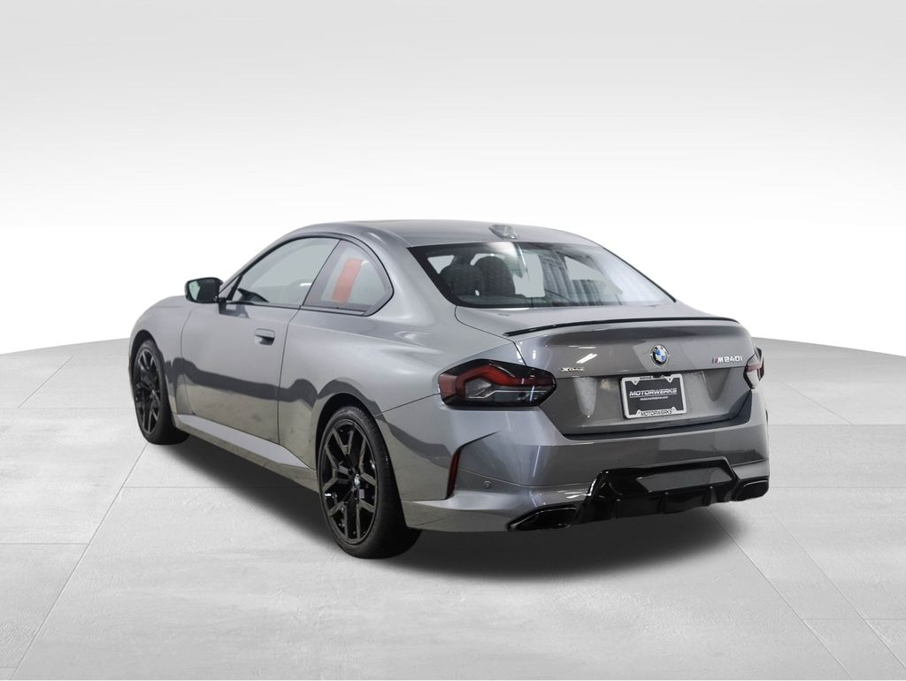 Thumbnail: 2026 BMW 2 Series - 3