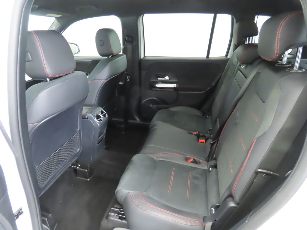 2022 Mercedes-Benz GLB 250 21
