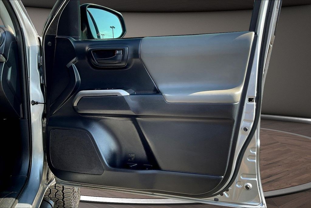 Used 2021 Toyota Tacoma Truck