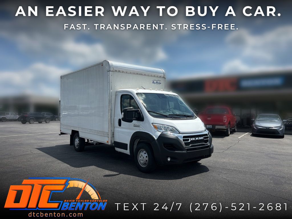 Bright White Clearcoat 2023 RAM ProMaster Chassis 3500 159 Extended Cutaway FWD Van Front-Wheel Drive 9-Speed Automatic