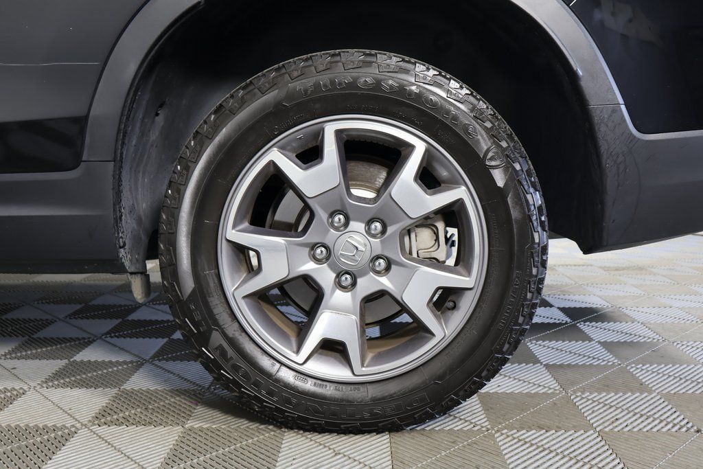 Thumbnail: 2023 Honda Passport - 16