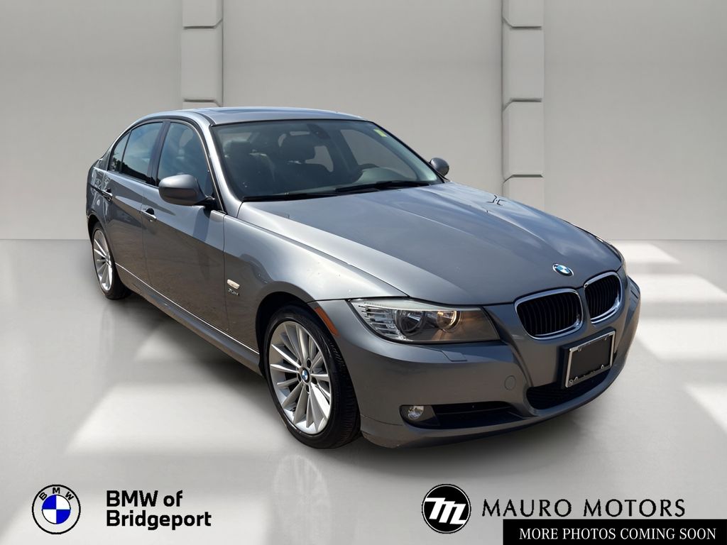Space Gray Metallic 2011 BMW 3 Series 328i xDrive Sedan AWD Sedan All-Wheel Drive 6-Speed Automatic