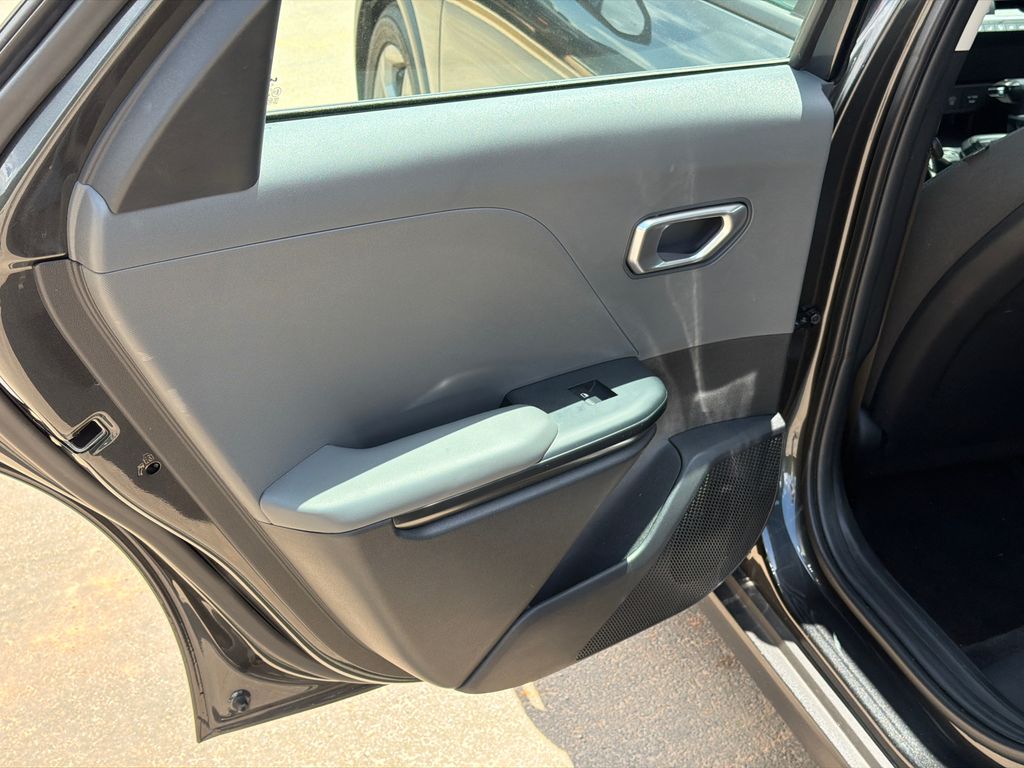 Used 2025 Gray Kia LXS image 21