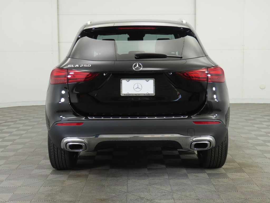 2025 Mercedes-Benz GLA 250 6