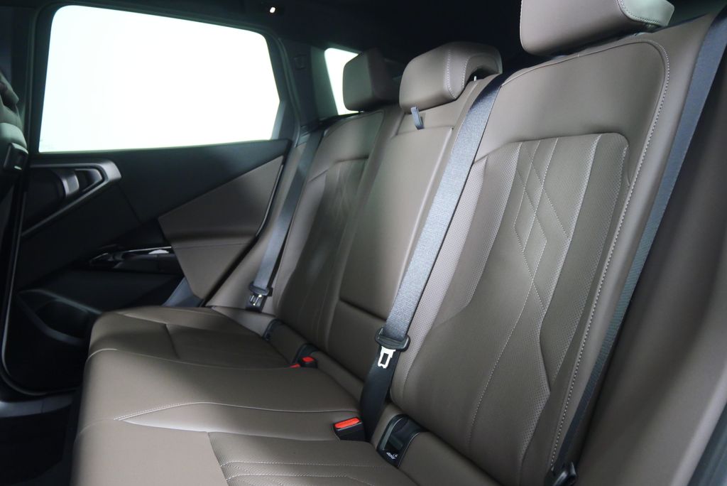 Thumbnail: 2026 BMW X3 - 15