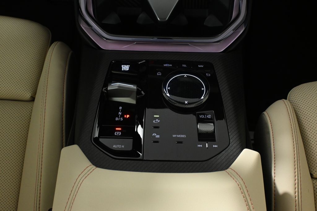 Thumbnail: 2026 BMW X3 - 23