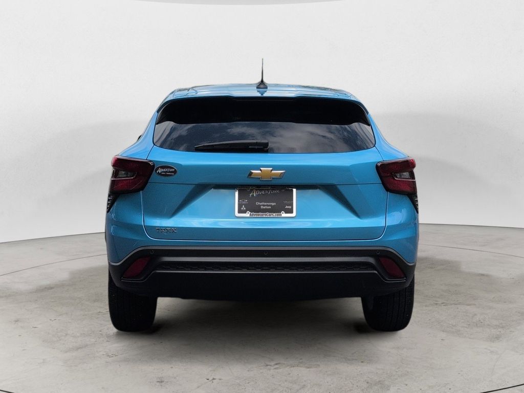 View vehicle photo 4