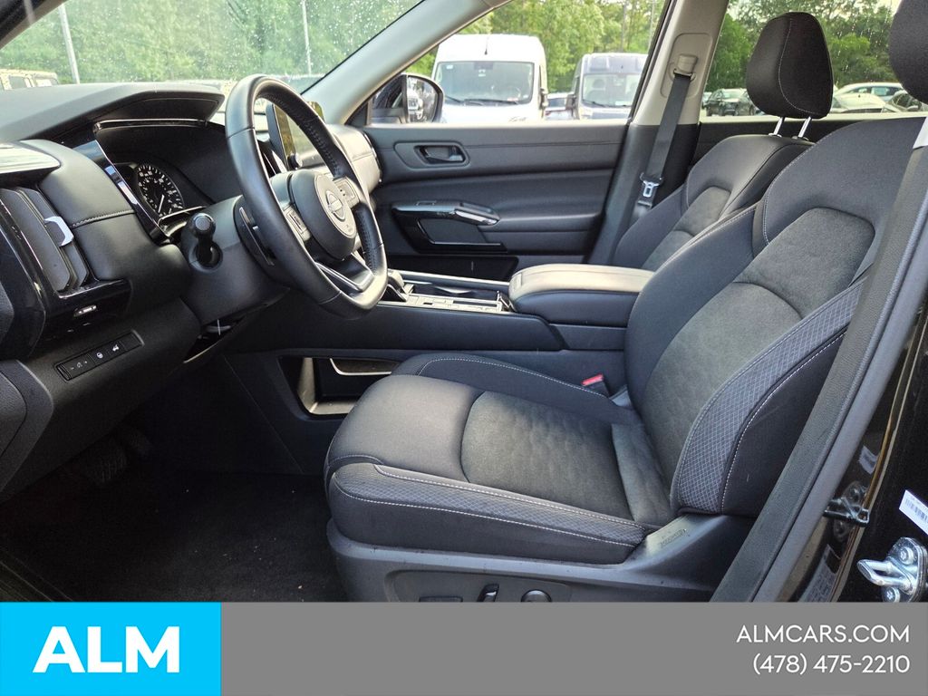 Used 2025 Black Nissan SV image 6
