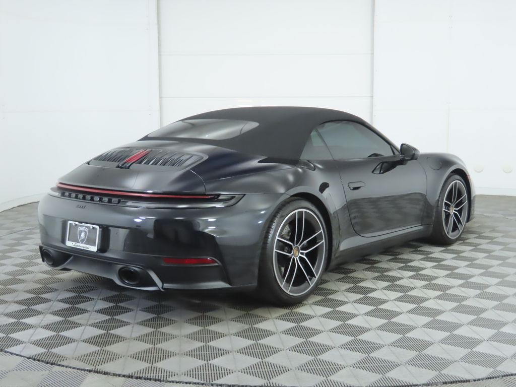Thumbnail: 2025 Porsche 911 - 13