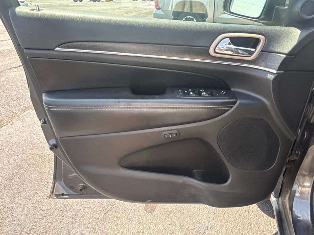 Used 2017 Jeep Grand Cherokee SUV