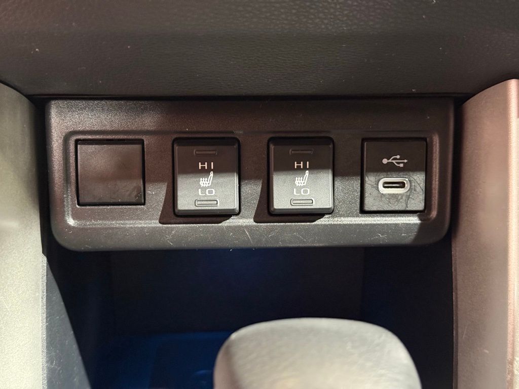 Thumbnail: 2023 Toyota Corolla Cross - 28