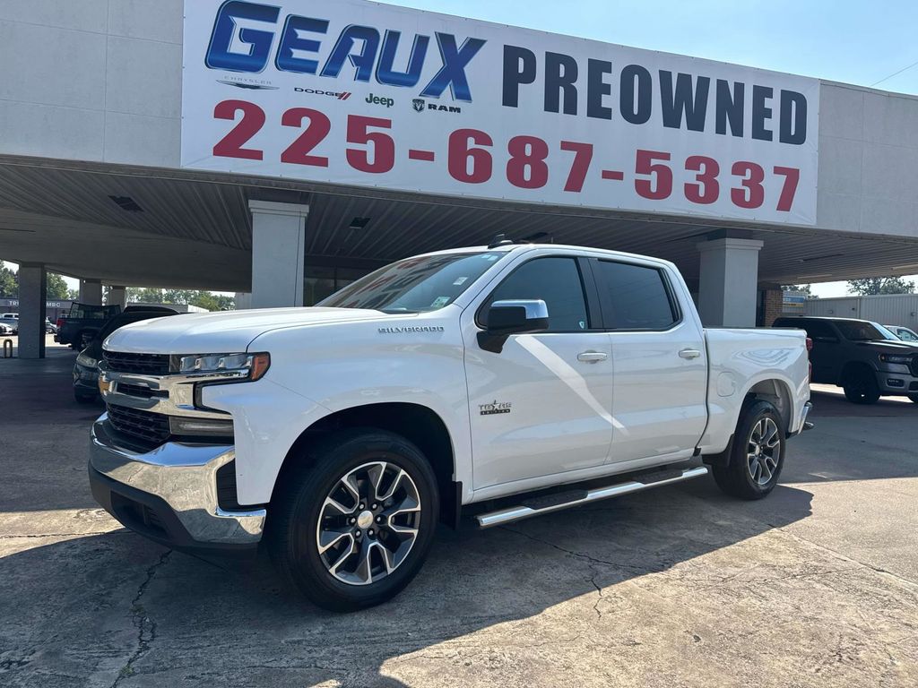 Summit White 2020 Chevrolet Silverado 1500 Pickup Truck 4X2 8-Speed Automatic