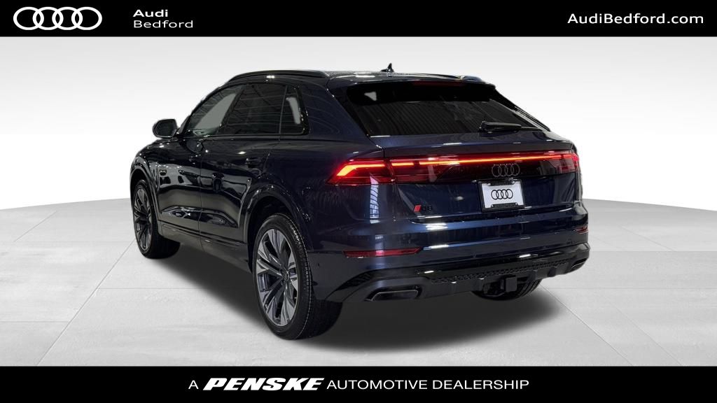 2025 Audi Q8  4