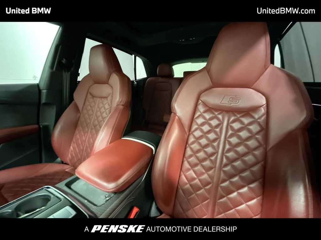 Thumbnail: 2024 Audi SQ8 - 13