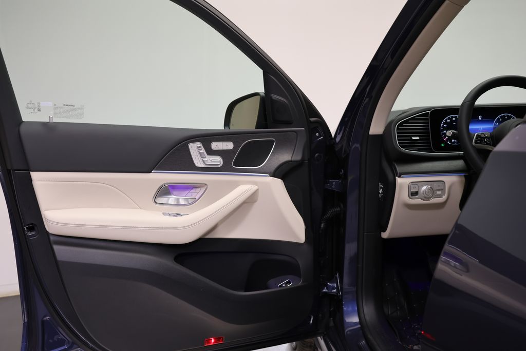 Thumbnail: 2026 Mercedes-Benz GLE - 31