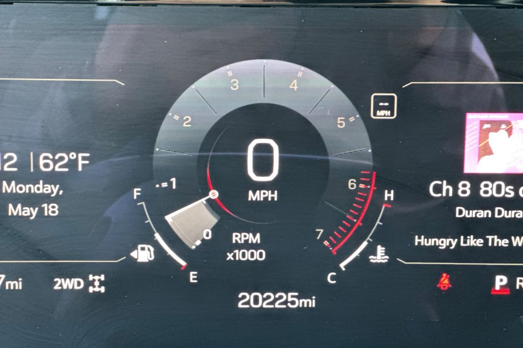used 2025 GMC Yukon car, priced at $71,984